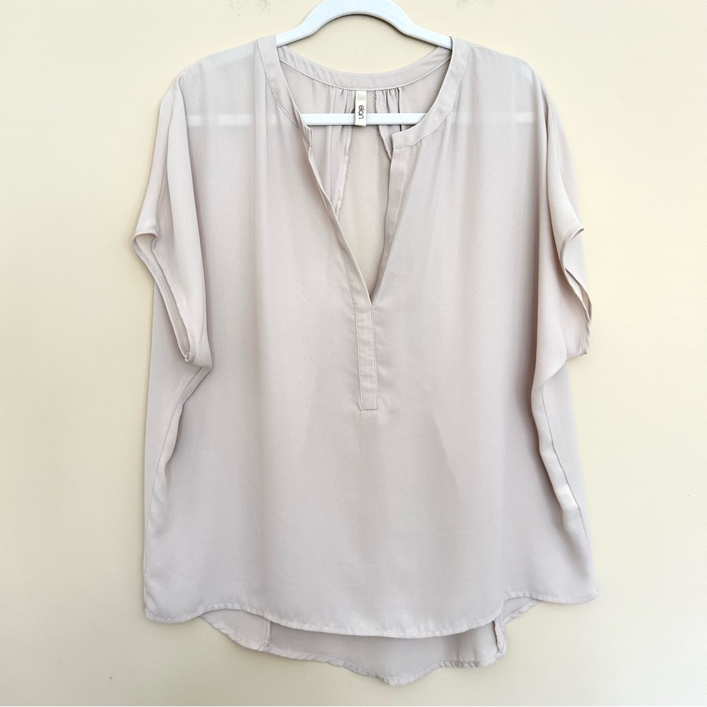 Elan Women’s Cream V-Neck Relaxed Dolman Blouse